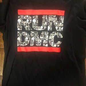 RUN DMC BLACK T SHIRT SMALL